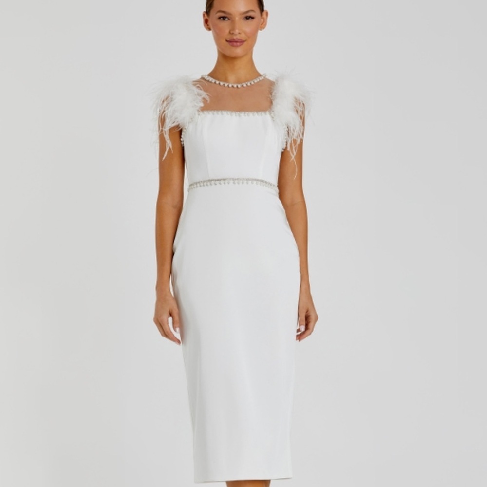 Mac Duggal White Feather Cap Sleeve Pearl Embellished Tea length Dress Size 4